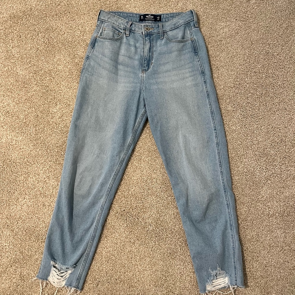 Hollister ultra high-rise mom jean